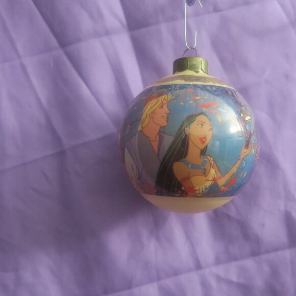 Disney vintage Pocahontas ornament 1995 in blue and multi-colors. - Picture 2 of 7